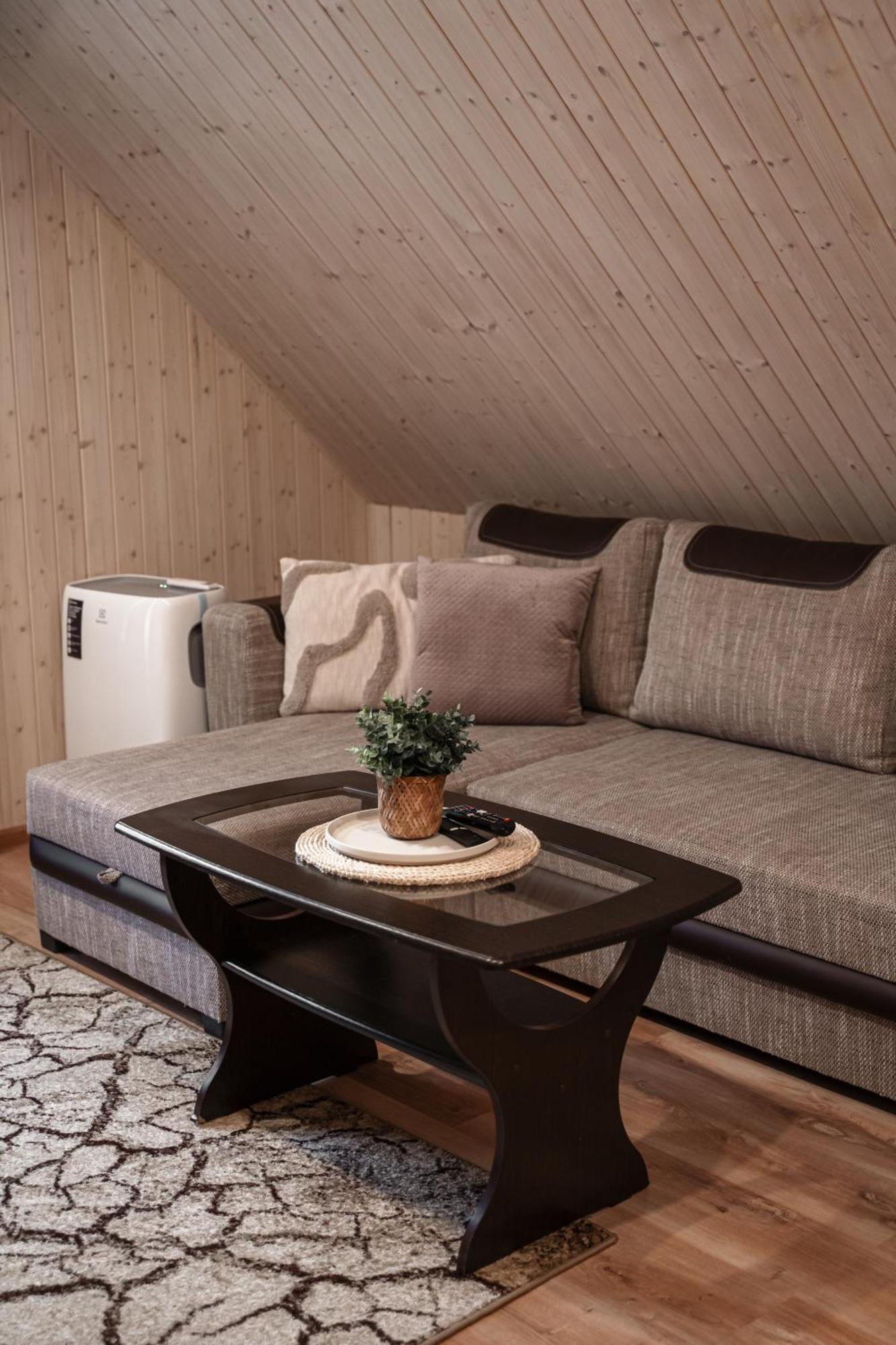 Aare Accommodation Valga Exterior photo