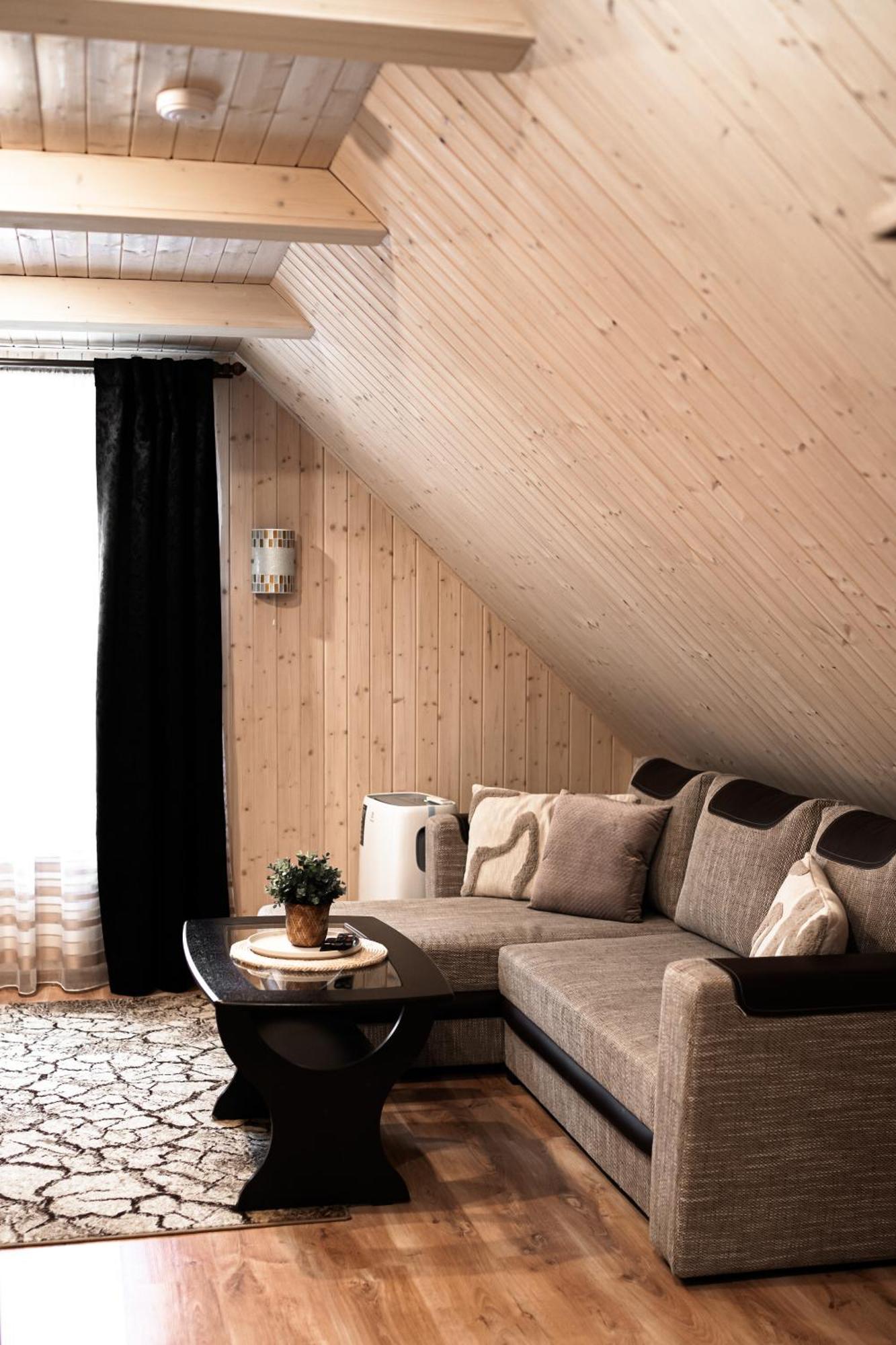 Aare Accommodation Valga Exterior photo